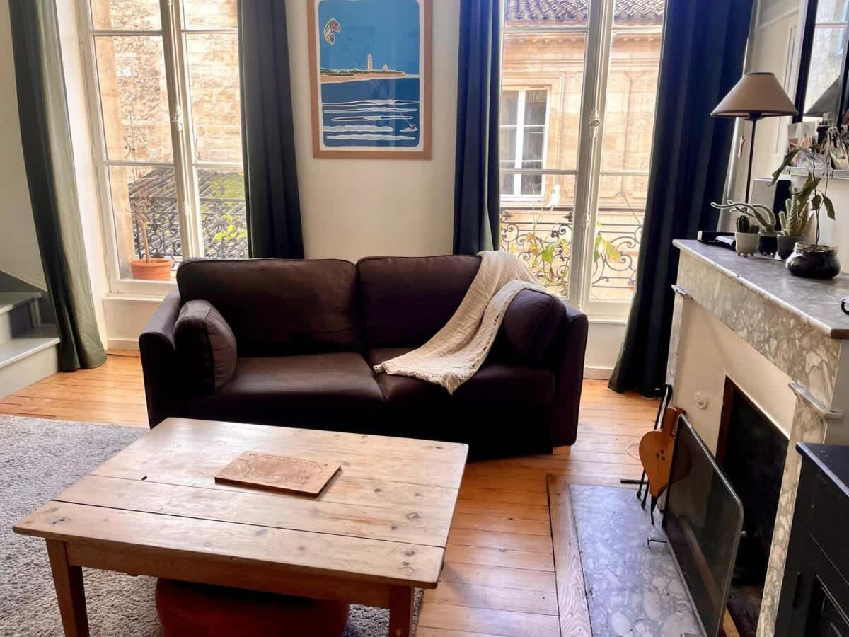 Appt Xviii Centre Historique Rue Du Cloitre *